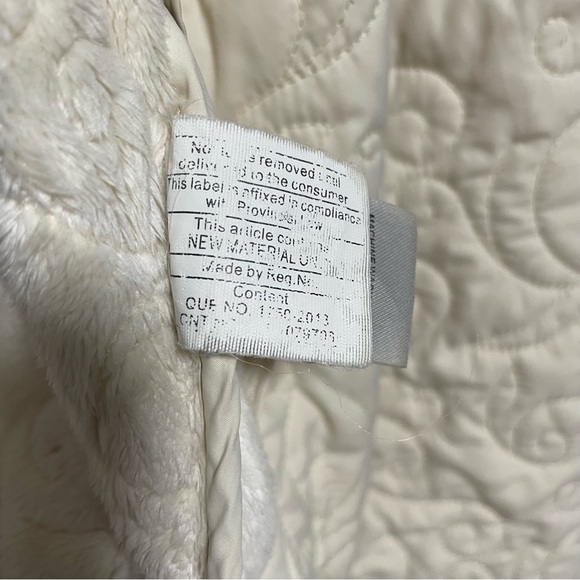 WOOLRICH WOMENS FULL ZIP FLEECE LINED QUILTED JACKET SIZE M COLOUR CREAM - Picture 10 of 16